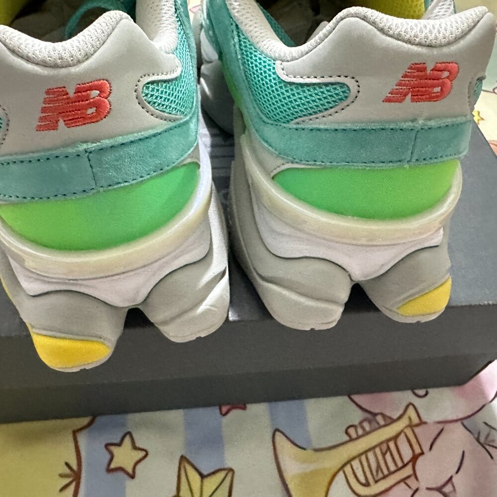 New Balance 9060 — Retro Casual "Dad" Sneakers - Picture 3 of 5